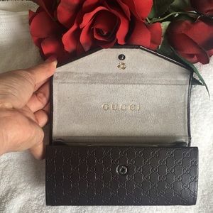 Gucci sunglasses case